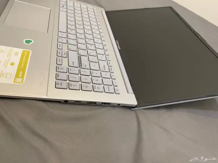 لابتوب ASUS Vivobook للبيع 1