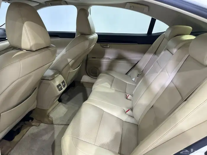 لكزس ES250 2015 سعودي 11