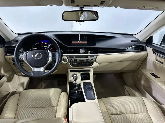 لكزس ES250 2015 سعودي 13