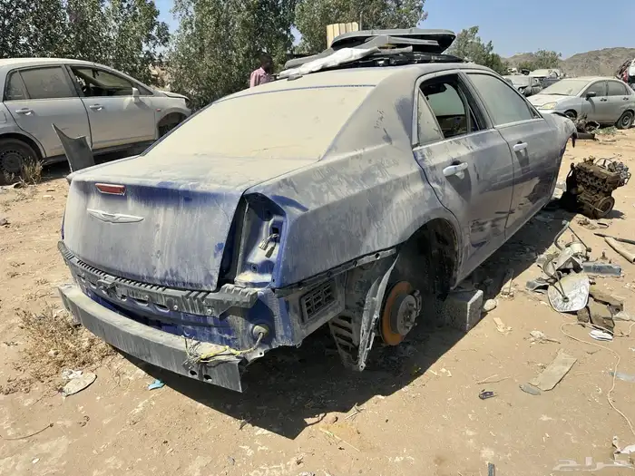 قطع كرايزلر c300 اكزيكتف 0