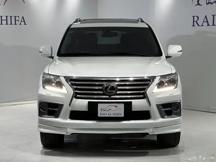 لكزس LX570 2013 فل سعودي 4
