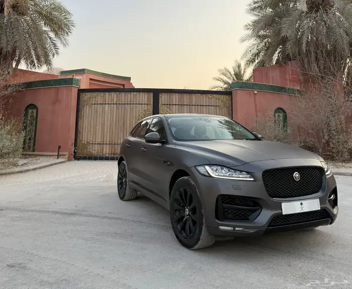 جاكور F Pace 2017 فل كامل نظيف جدا 1