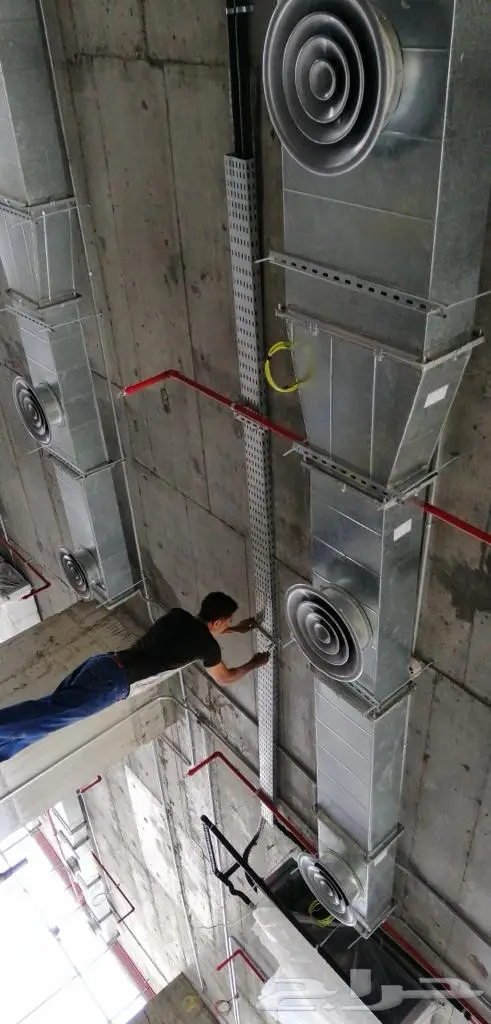 مقاول أعمال تكييف مركزي وتفصيل الدكت الفوم مسبق العزل 7