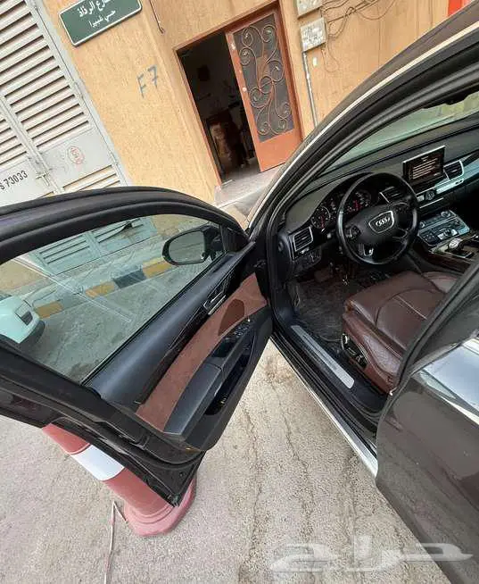 اودي 2012 A8 تشارجر 0