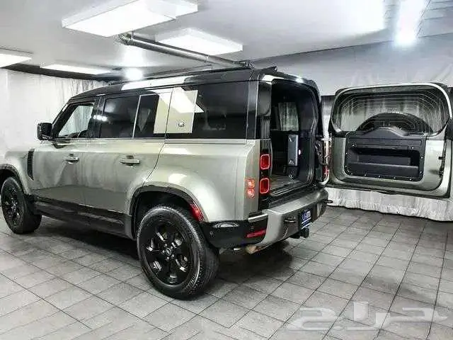 ديفيندر موديل 2021 Land Rover Defender 110 X-Dynamic SE 2