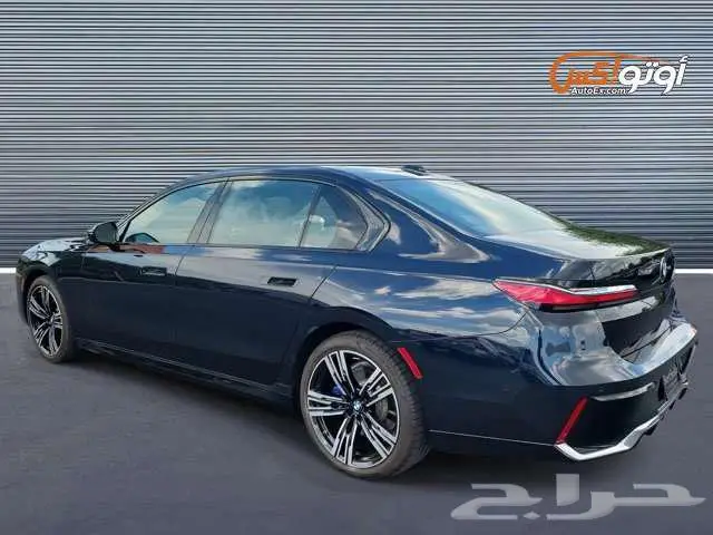 2023 بي إم دبليو 740i 2