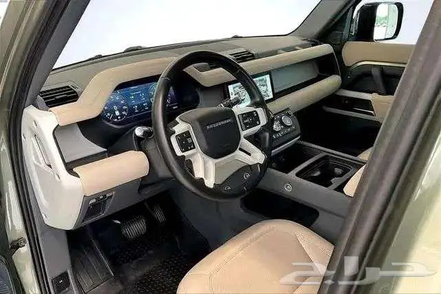 للبيع ديفيندر موديل 2022 Land Rover Defender 110 S 5
