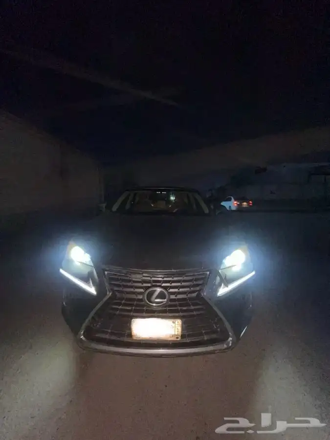 لكزس Nx300 موديل 2019 نص فل فيها دقه خفيفه 0