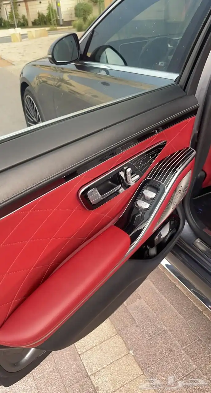 مرسيدس S500 فل كامل شاشات لتفاف خلفي 2023 20