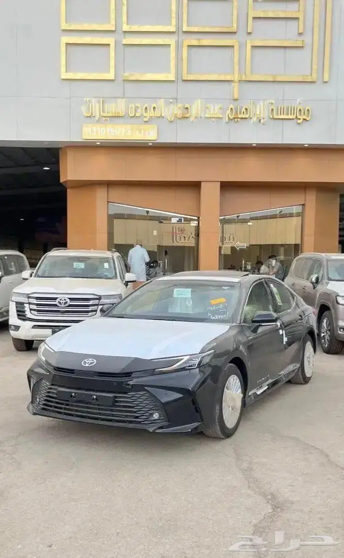 تويوتا كامري LE 0