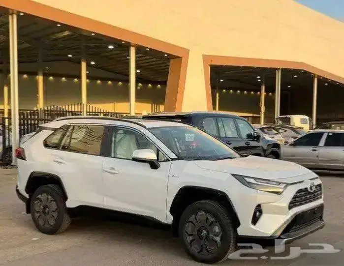 تويوتا راف فور XLE 5