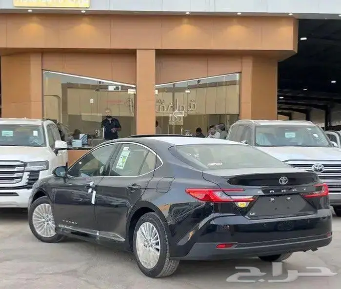 تويوتا كامري LE 6