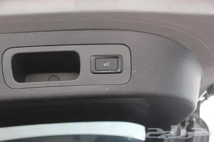 فورد تيريتورى تيتانيوم بلس 2025 الناغى 10