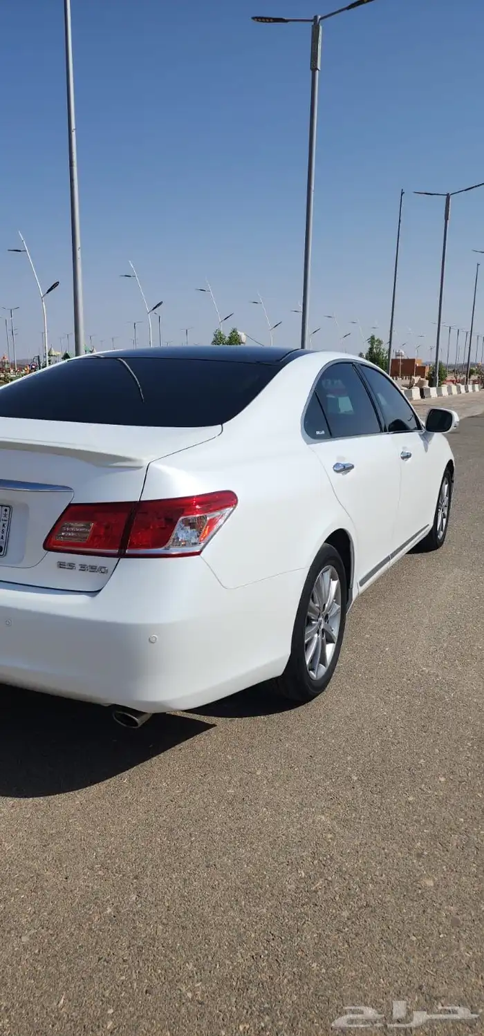 للبيع لكزز 350 المديل 2011 3