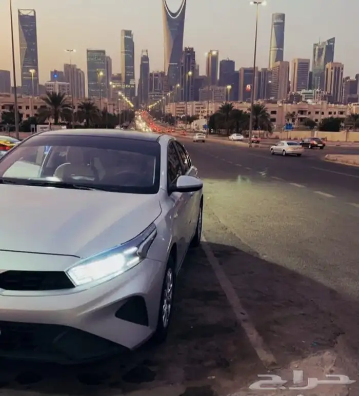 كداد من الدمام الي الرياض السعر 150 ريال طوال ايام الاسبوع 0