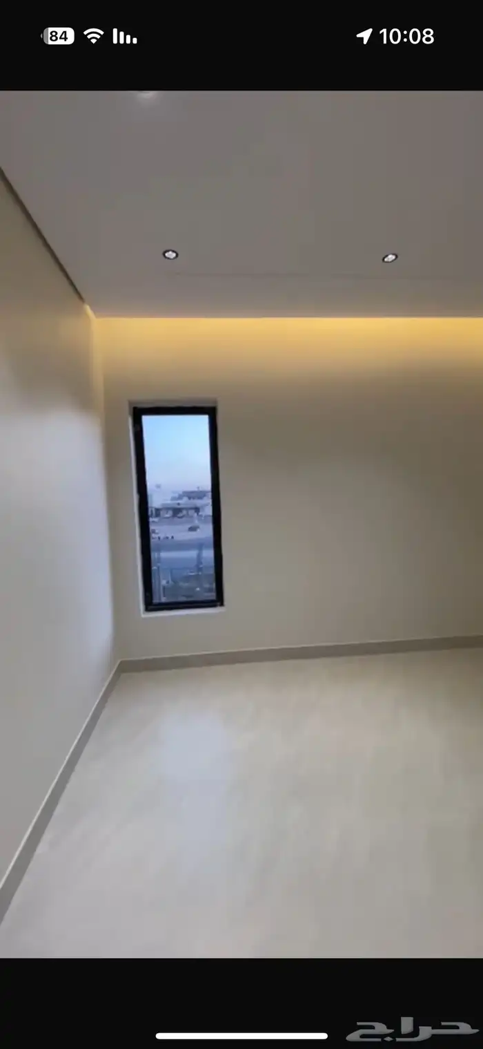 شقق دور ثاني بسعر خاص 2
