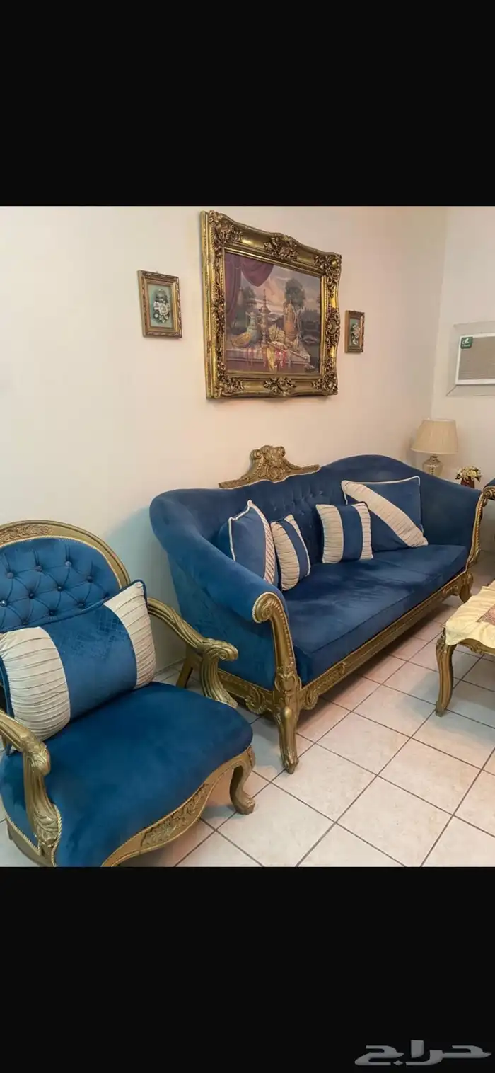 كنب كلاسيكي فاخر من الاخر للبيع بجده 3