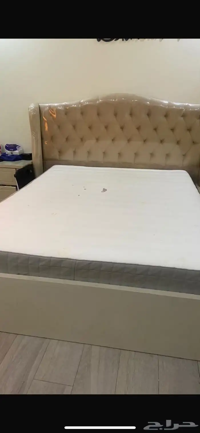 سرير نفرين 0