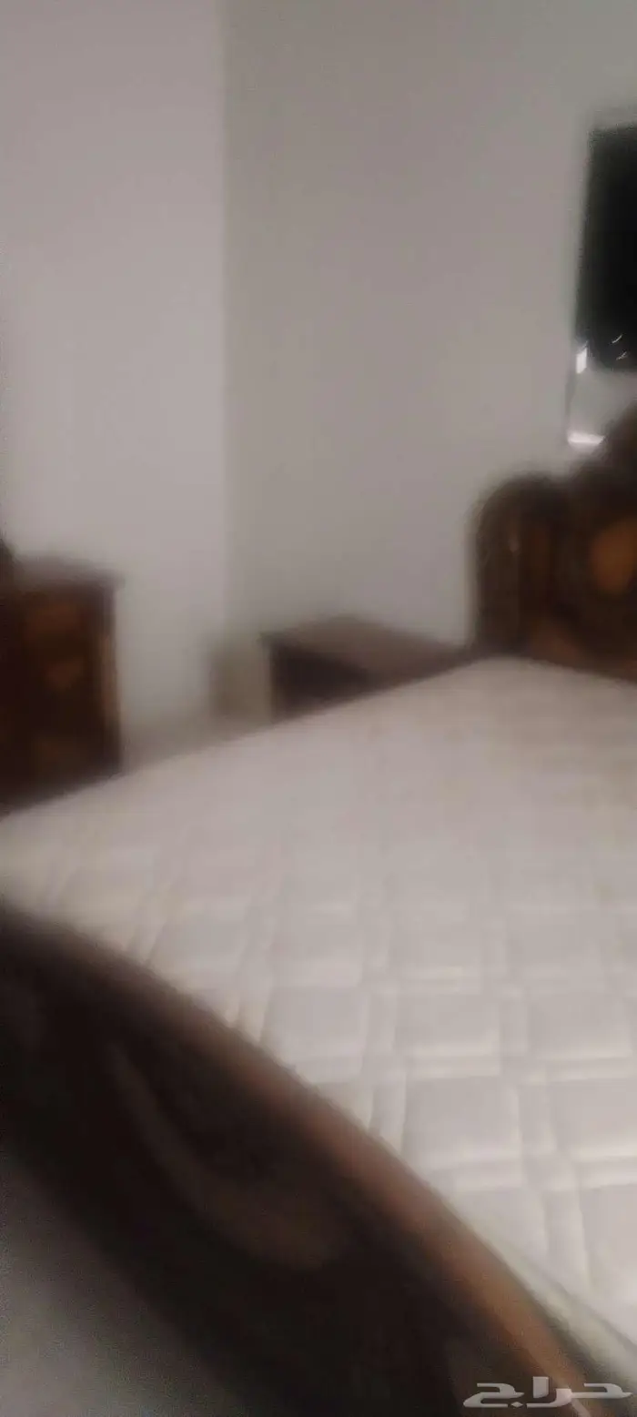 اثات للبيع.. 1