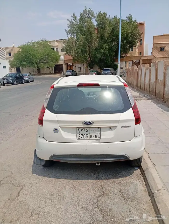 فورد فيجو 2011 4