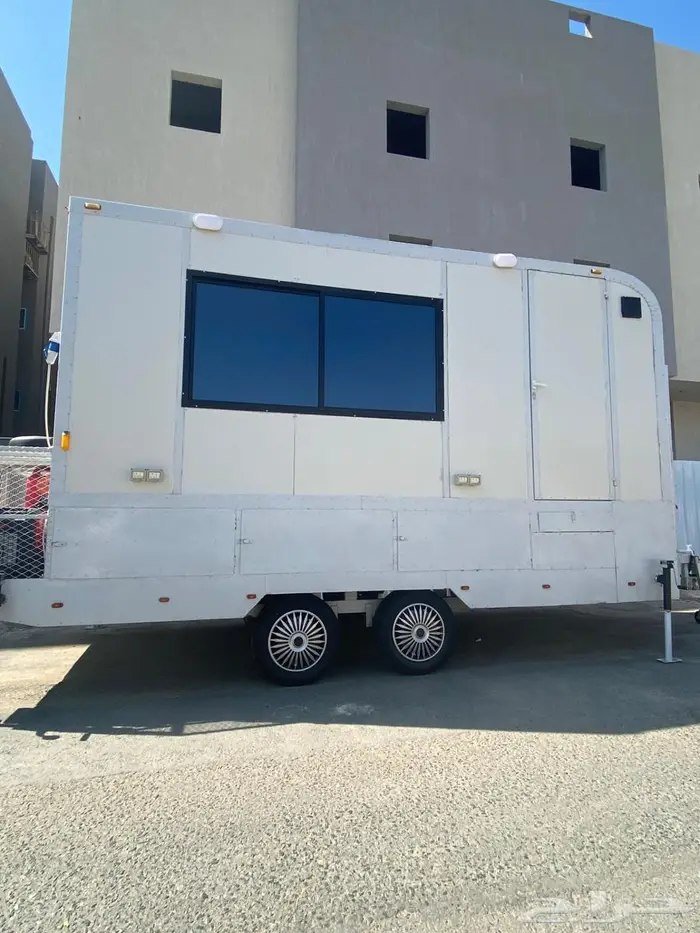 كرافان إماراتي تفصيل خاص 27