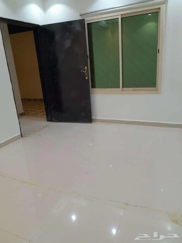 استراحة للايجار عزاب 0