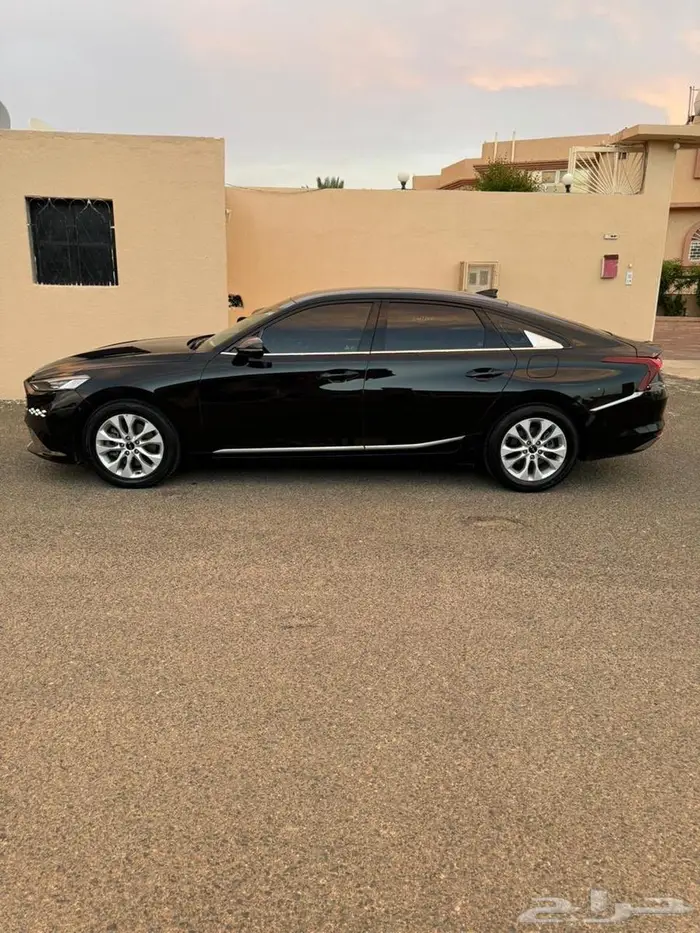 كيا 8K 2022 السوم 70 والبيع قريب 0