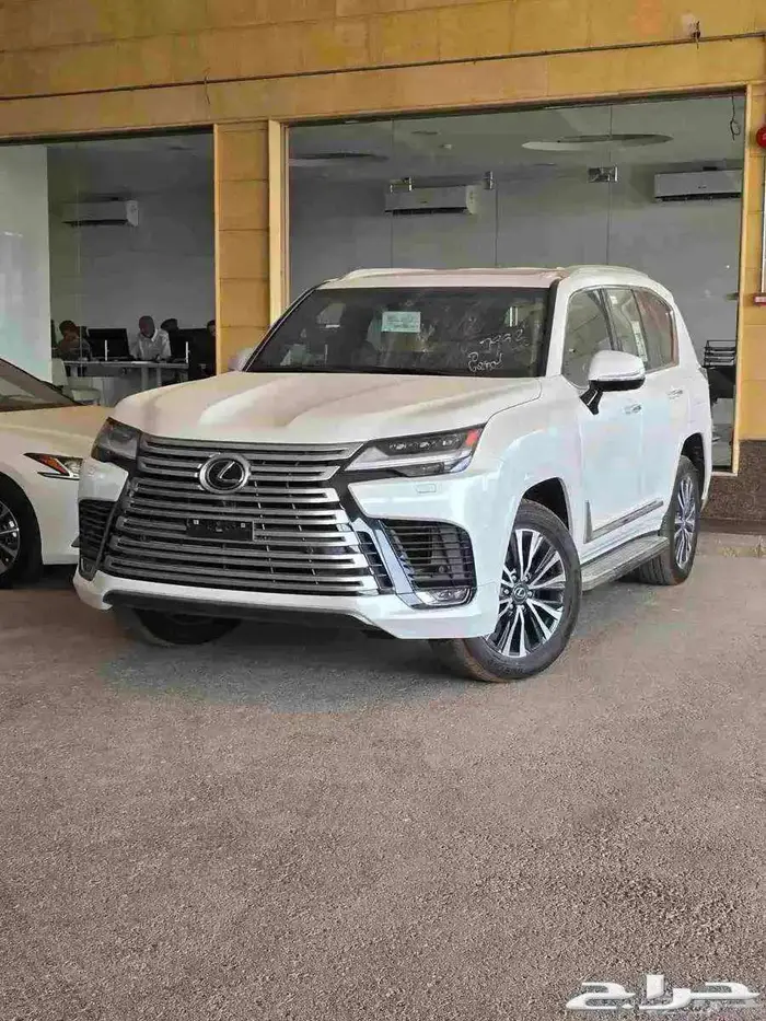 لكزس LX700 BH هايبرد سعودي موديل 2025 متوفر لدى الحسن 0