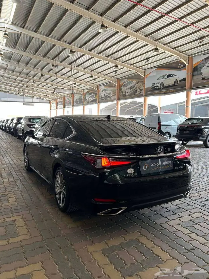 عرض خاص لكزس ES 350 CC بنزين موديل 2025 سعودي 4