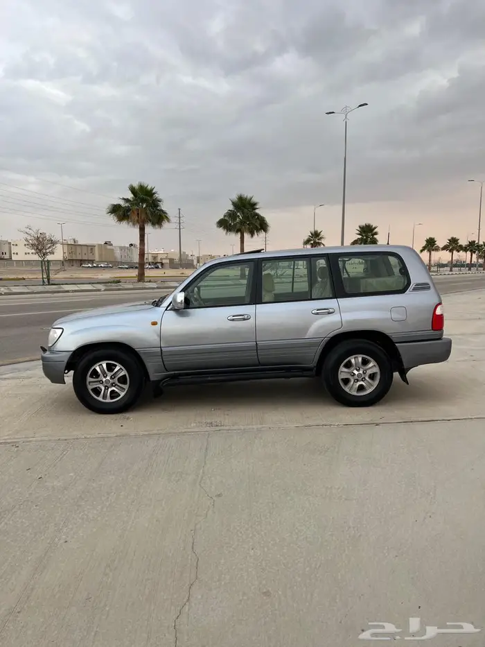 جيب لكزس470 موديل 2003 20