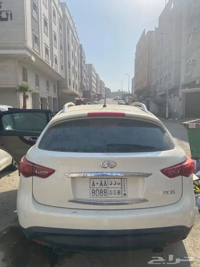 انفينتي 2011 Fx35 6