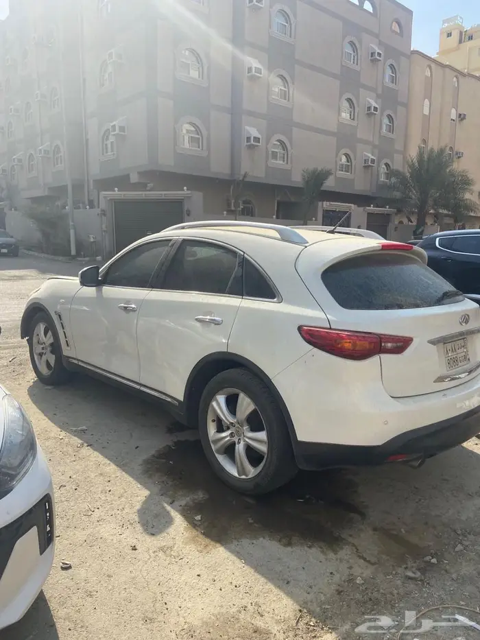 انفينتي 2011 Fx35 12