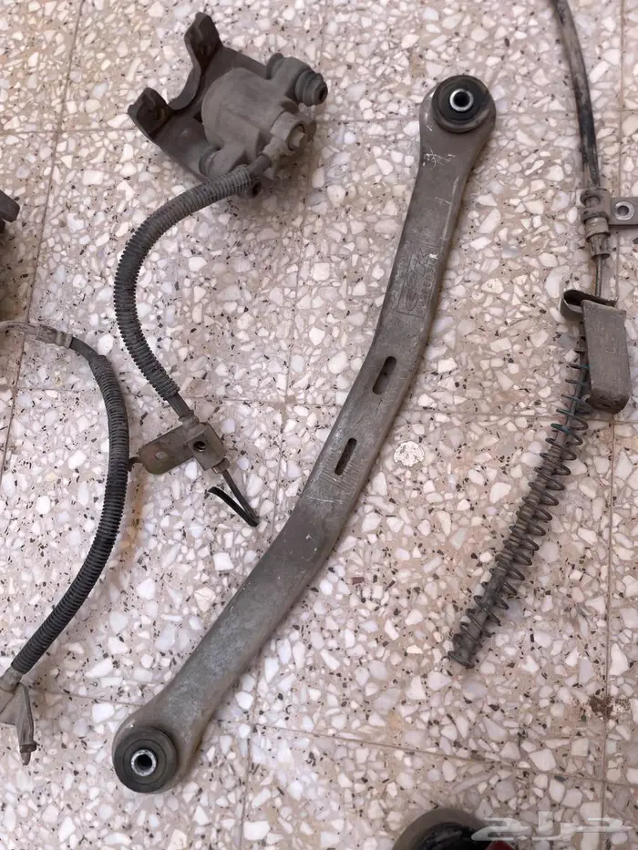 قطع فورد فكتوريا او ماركيز من 98الى 2002 10