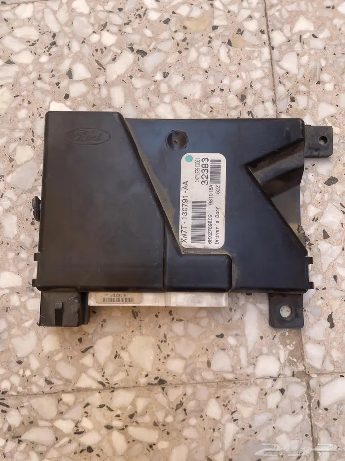 قطع فورد فكتوريا او ماركيز من 98الى 2002 5