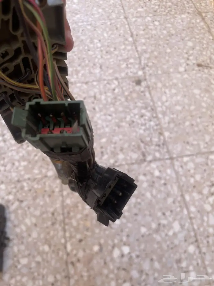 قطع فورد فكتوريا او ماركيز من 98الى 2002 2