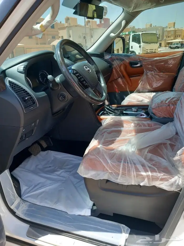 نيسان باترول بلاتينيوم سعودي فل كامل شبه جديد 10