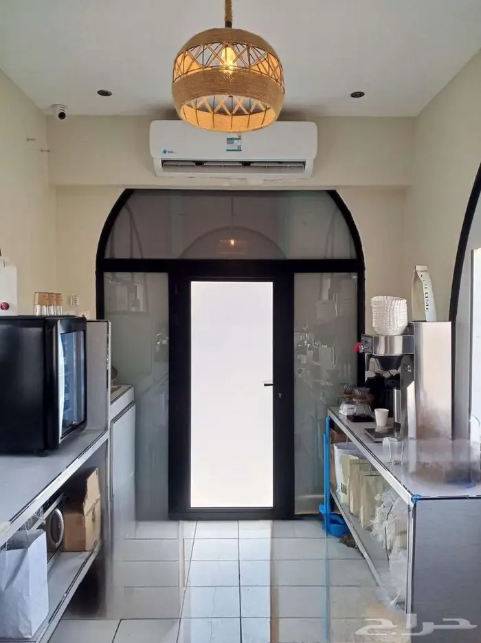 كشك متنقل درايف ثرو للبيع 2