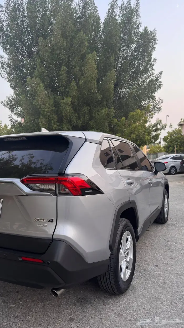 تويوتا راف فور 2019 دبل 10