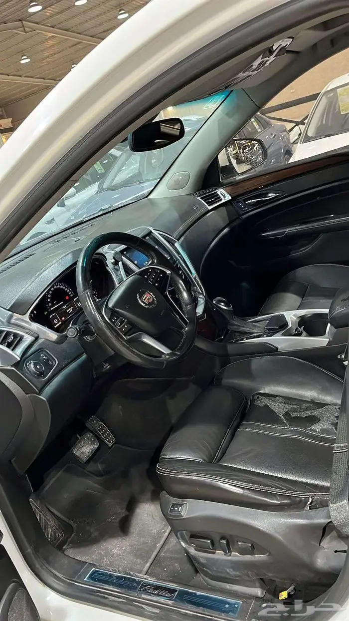 كاديلاك SRX4 فل كامل سعودي موديل 2013 7