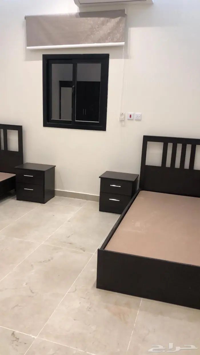 للايجار شقة عزاب شامل الماء والكهرباء والاثاث 1