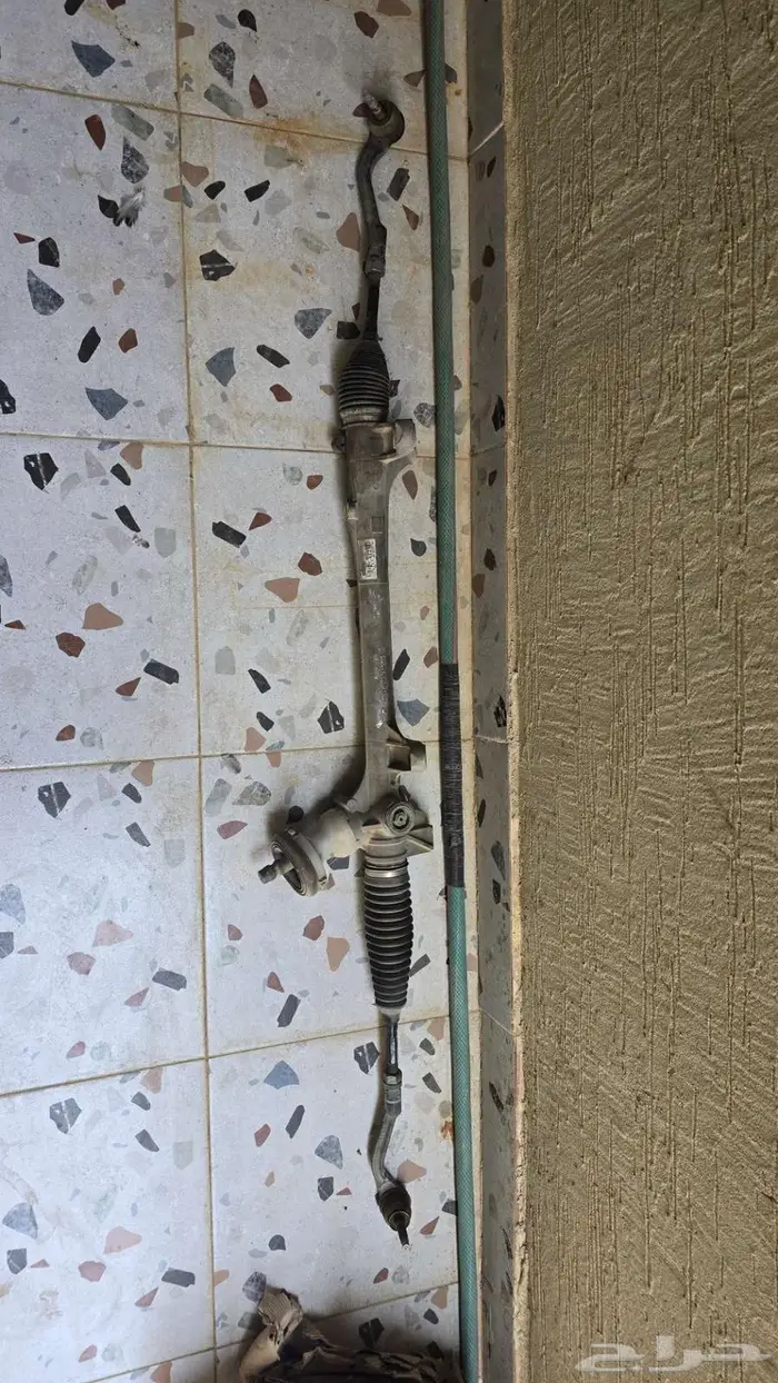 للبيع قطع غيار ازيرا 0