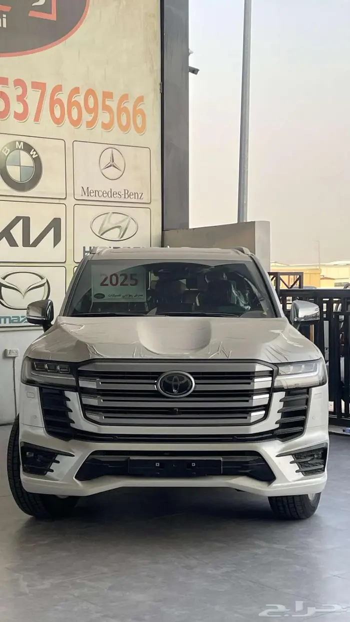 لاندكروزر vxr فل كامل بريمي 2025 3