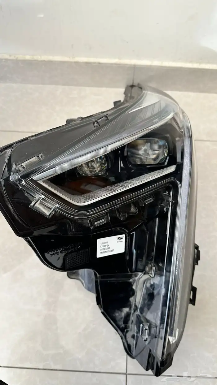 شمعه ct6 2018 -2024 يسار 1