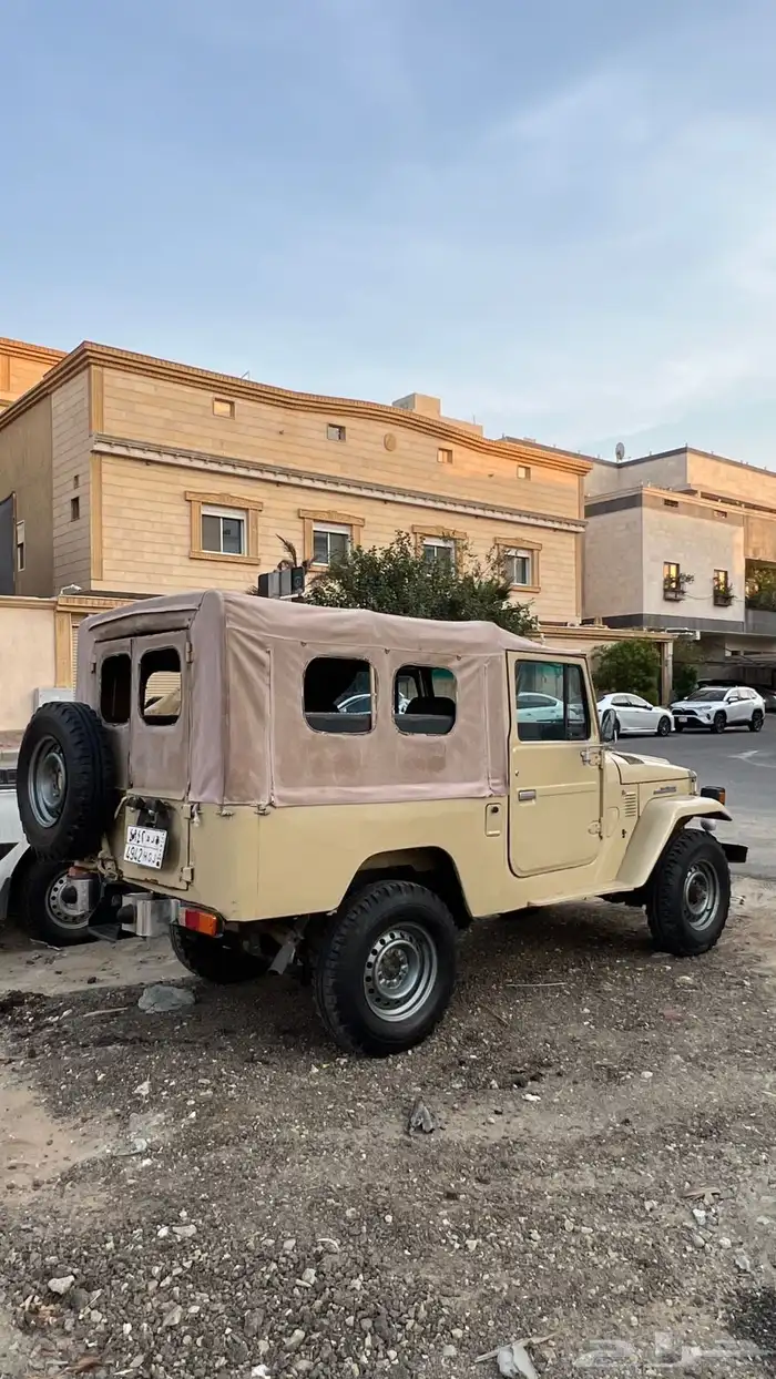 لاندكروزر 1978 4