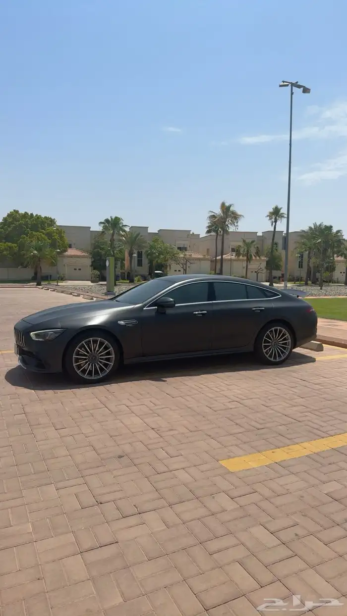 مرسيدس GT43 2020 ممشى قليل جدآ شبه جديده وبحالة الوكاله.. 4
