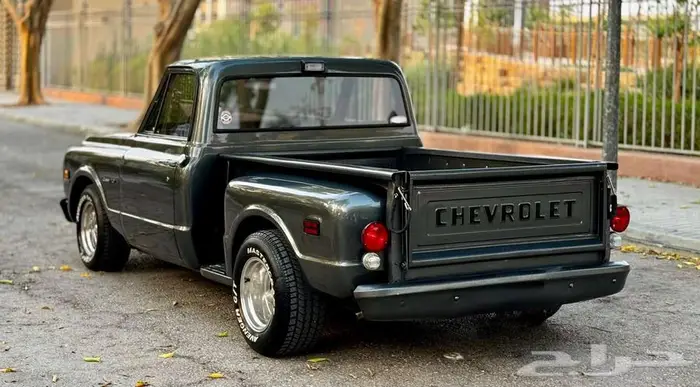 شيفروليه C10 350 كلاسيك مجدد موديل 1972 5