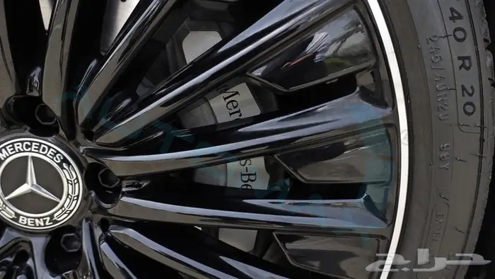 مرسيدس بنز اي 300 2025 خليجي اصفار مع ضمان الوكيل 31