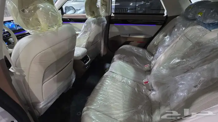 هونداي ازيرا كاليجرافي فل موديل 2025 بقسط شهري 2661 ريال 6