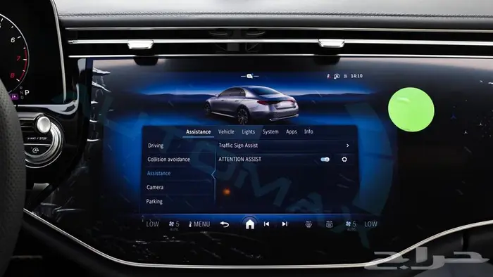 Mercedes-Benz E300 2025 0KM GCC اصفار مع ضمان الوكيل 21