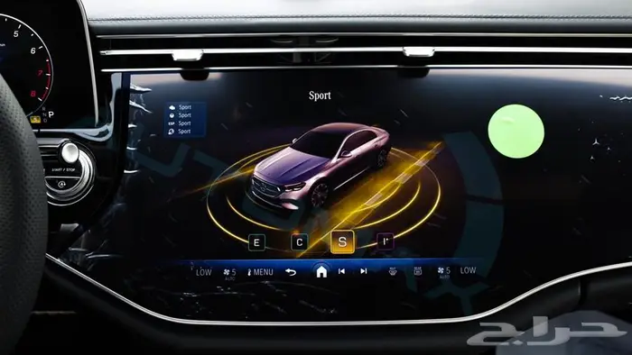 Mercedes-Benz E300 2025 0KM GCC اصفار مع ضمان الوكيل 18